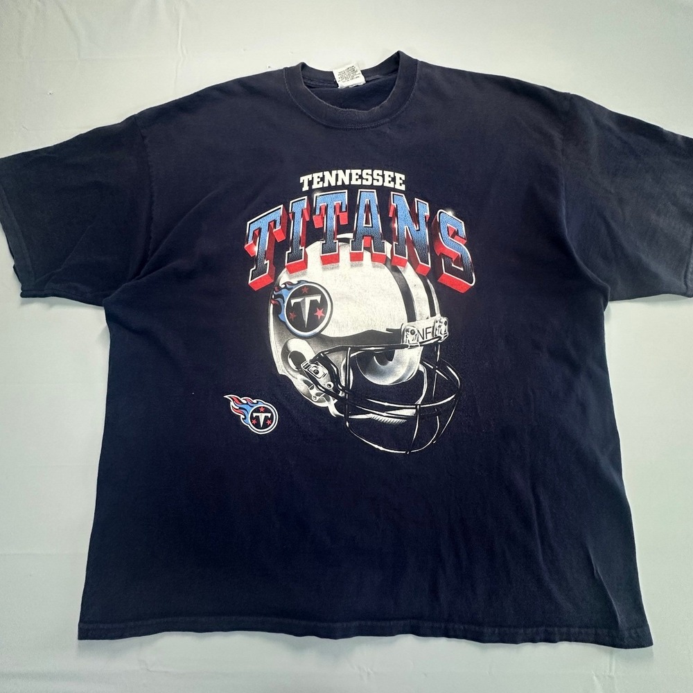 Vintage Dynasty Tennessee Titans NFL Helmet Graphic T-Shirt Mens 2XL Navy Blue